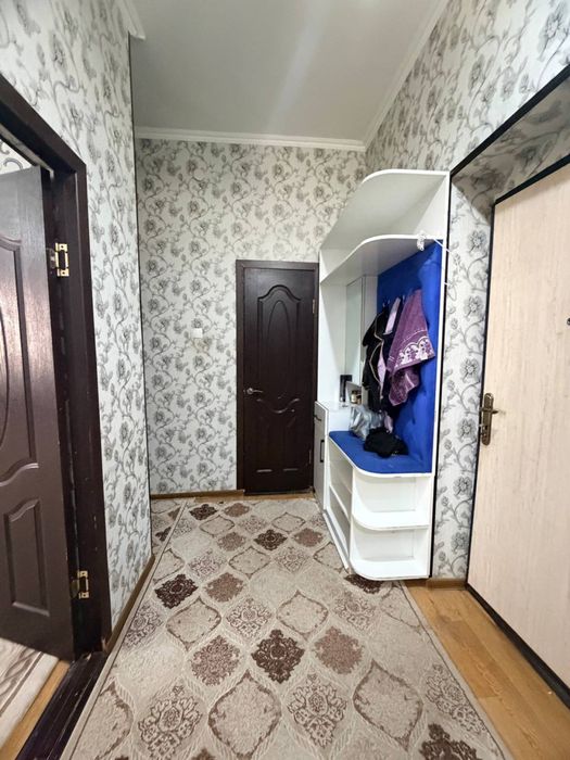 1 xona 2 xona qilingan kvartira sotiladi