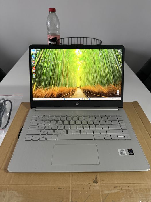 Laptop HP 14s i7-1065G7 - 512/8GB - Nou