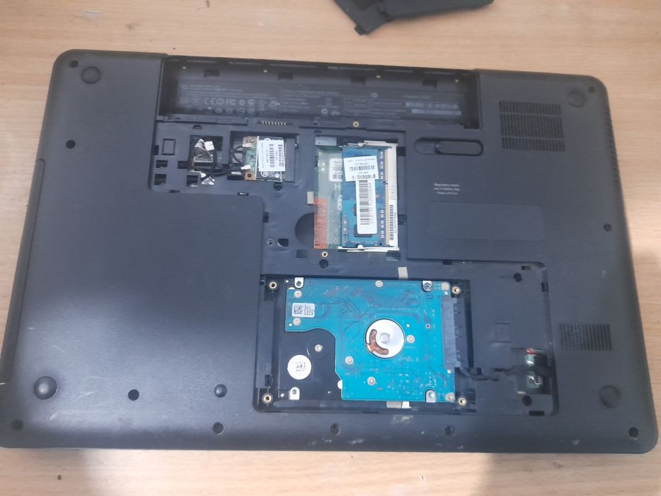 Ноутбук сатлады торг бар