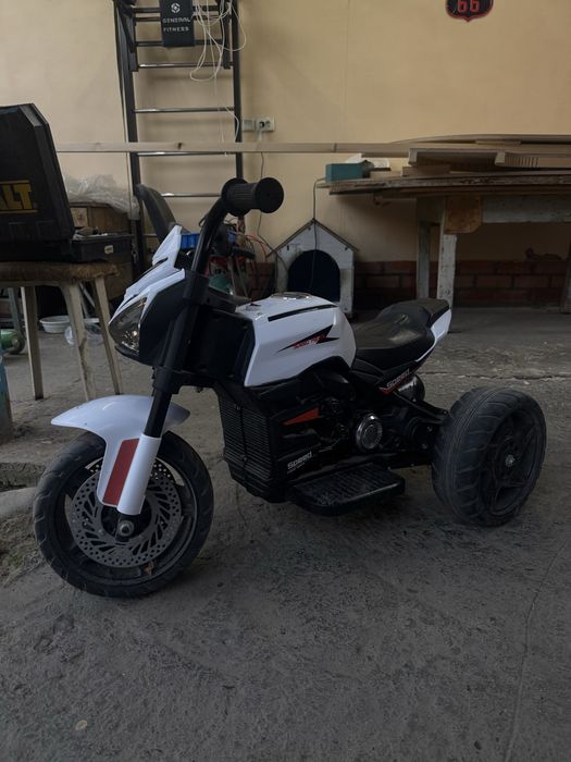 Продам детский мотоцикл !