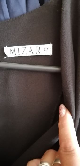 Vand rochii de ocazie..