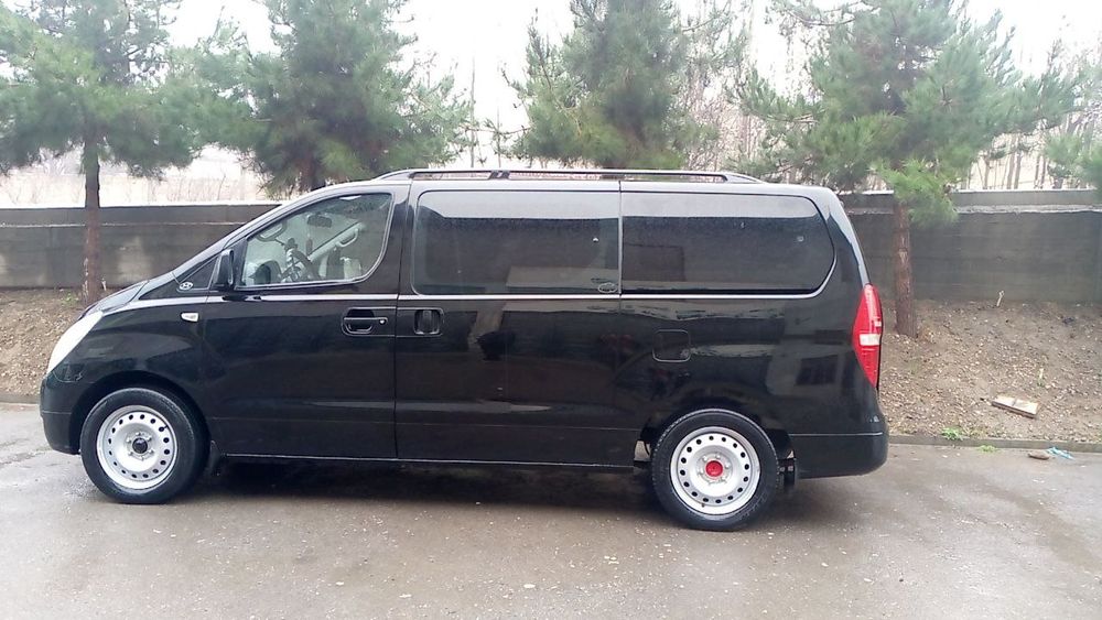 Hyundai Starex 2010 — 2