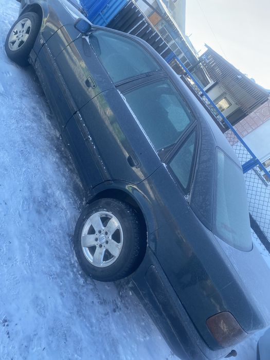 Продам ауди 100с4