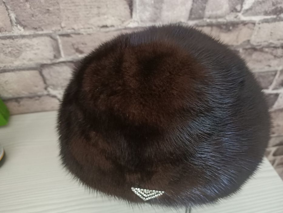 Продам норковый берет.