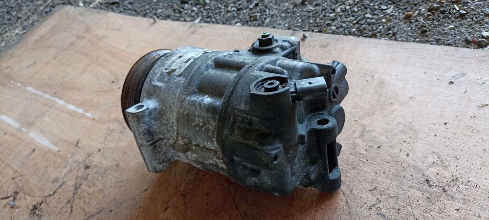 Compresor AC 1K0820803S Audi TT Q3 Seat Skoda VW Tiguan