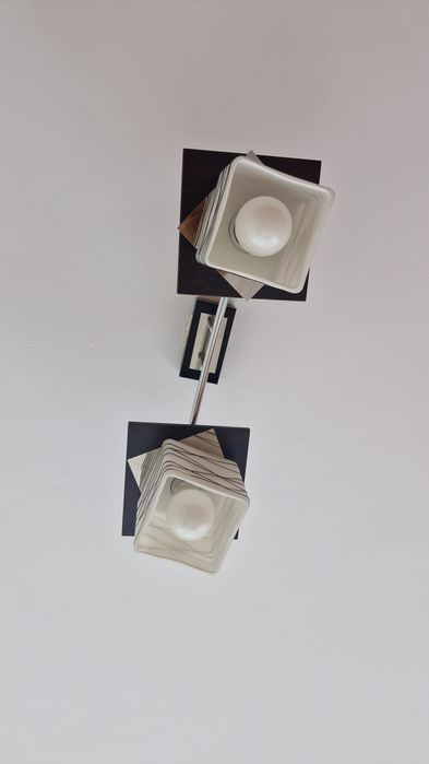 Продам люстры ,бра. Цена договорная