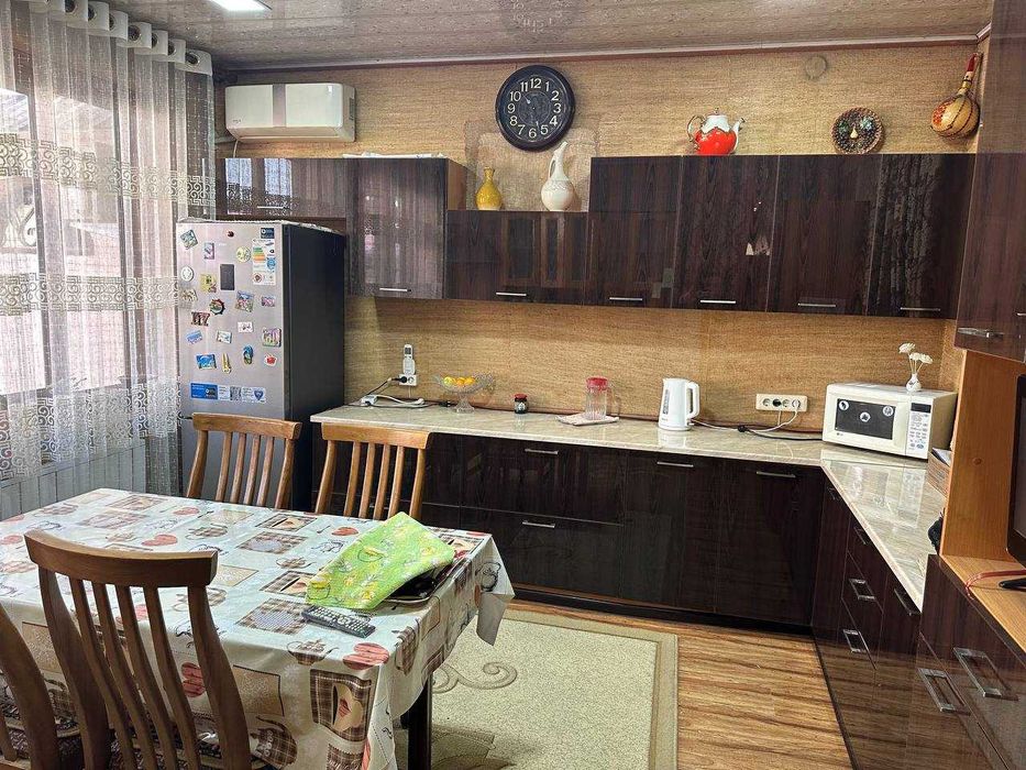 ул.Учувчилар Амер. Школа (TIS) Участок 3,5сот Дом 6ком Бассейн Сауна