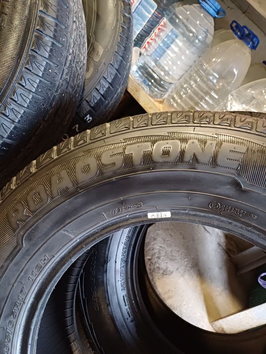 Продам шины "Roadstone"