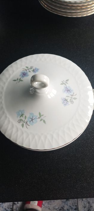 Български порцелан на Изида