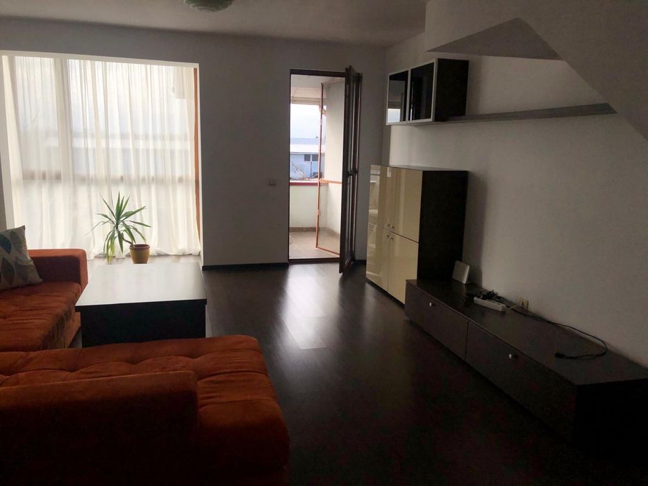 Inchiriere duplex luminos si spatios