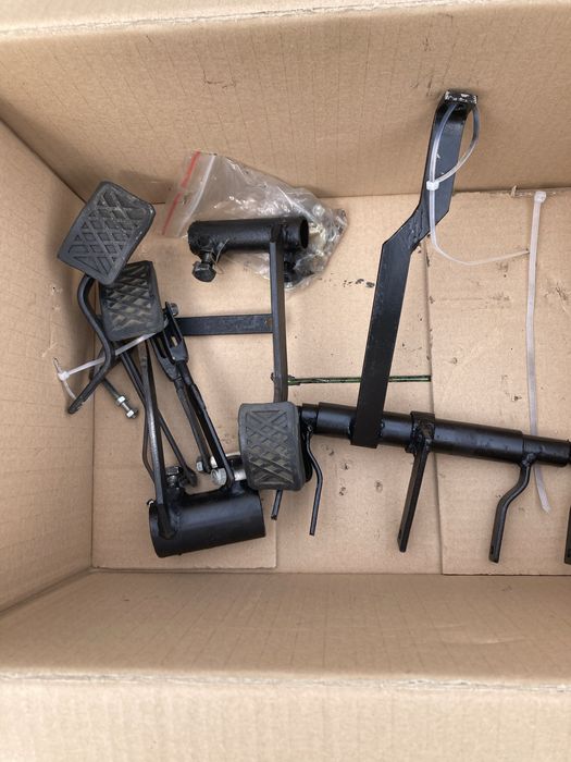 Pedale auxiliare, dubla comanda scoala soferi Logan 3