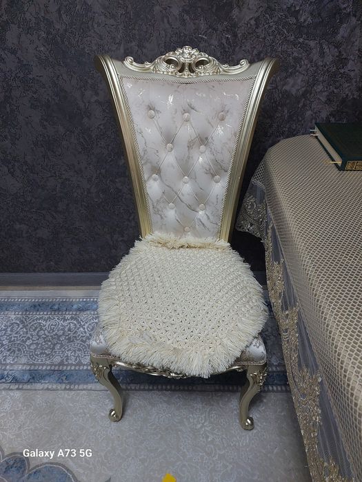 Срочно продается стол стул