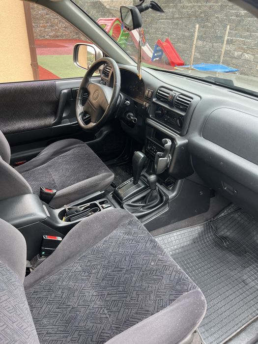 Opel Frontera 2.2 DTI