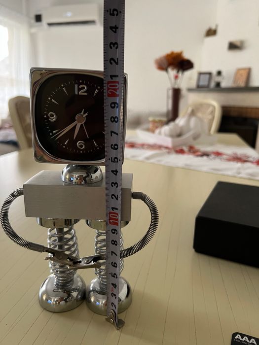 Часовник с място за бележки