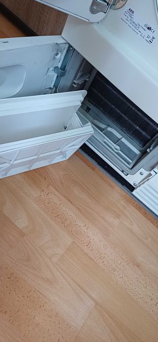 Сушилня AEG внос