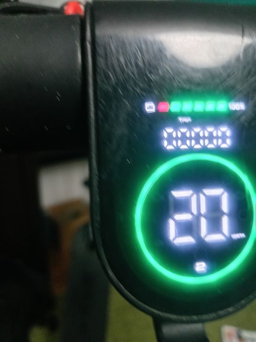 Trotineta momodesing evo 9