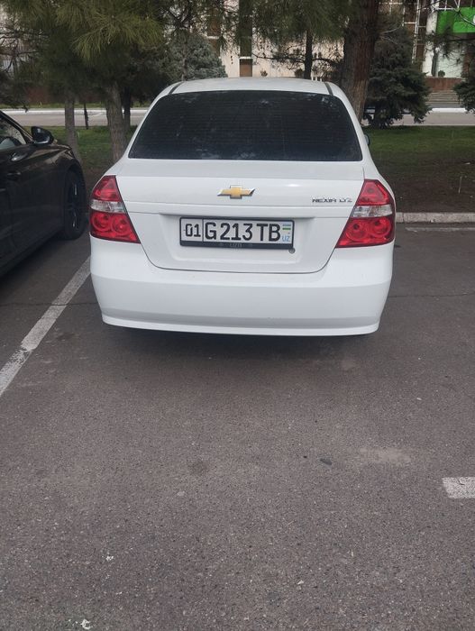 Нексия R3 avtomad 2022 yil март да автосалон дан чикган