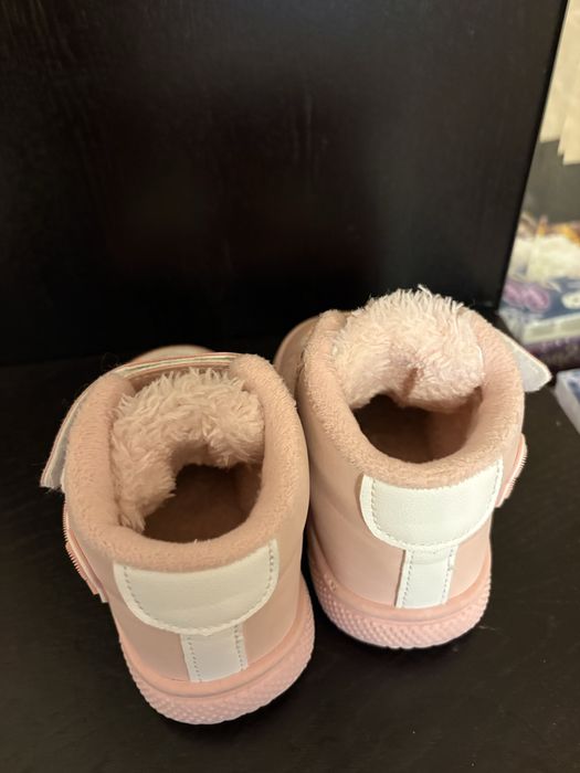 Детские кеды теплые  б/у 14 размер