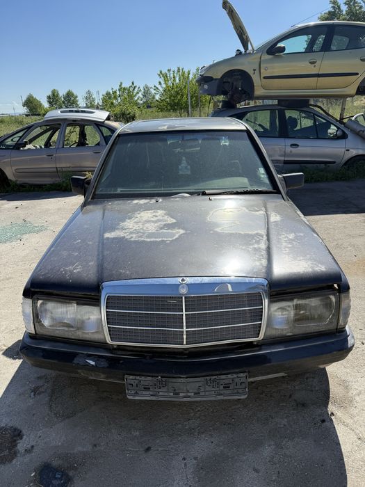 Мерцедес Бенз w201 / Mercedes Benz 190Е 1.8 109кс на части