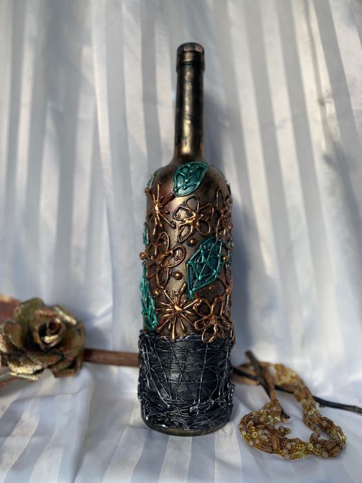 Ръчно рисувани бутилки