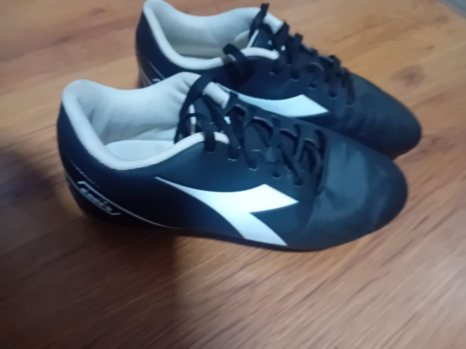 Ghete de fotbal adidas marimea 38