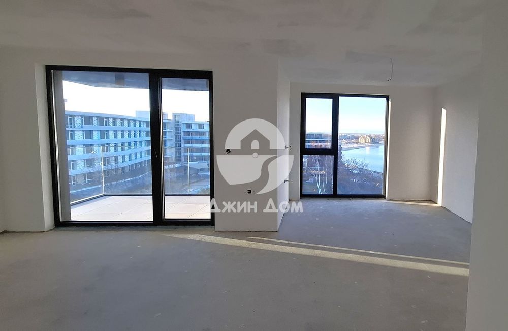 Продава се Тристаен апартамент в Несебър - 107 кв.м за 2851 €/кв.м - Снимка #7