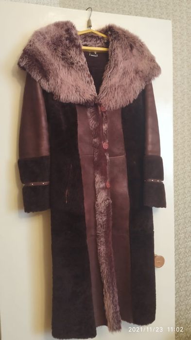 Продам. Дублёнка натуральная, турецкого производства.