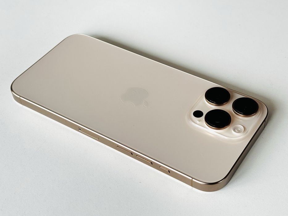 Iphone 16 Pro Max 256GB Desert Titanium Гаранция 6 месеца