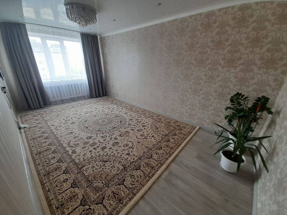 Срочно продам 3 комн.кв.в 4 мкр