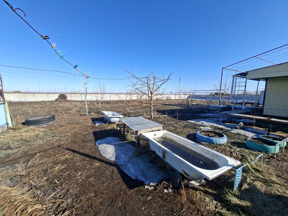 Продам дом в 11 км от города Аксу