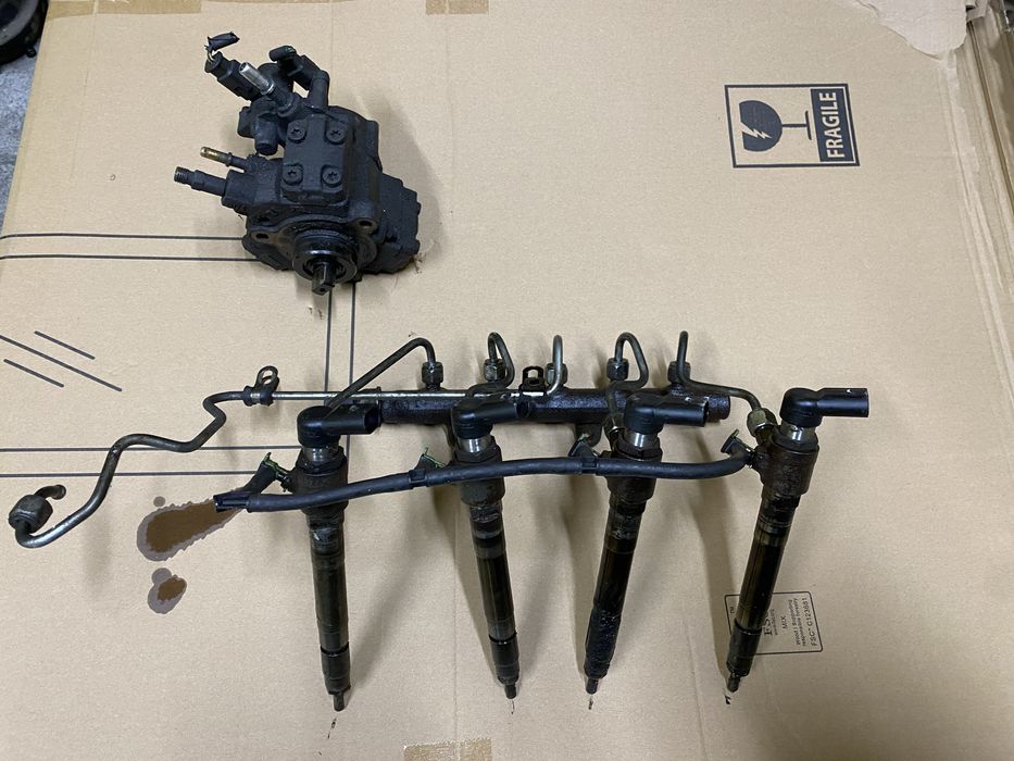 Kit Injectie injectoare rampa Pompa Ford Tranzit 2.2 TDCI E5 Pret 3000