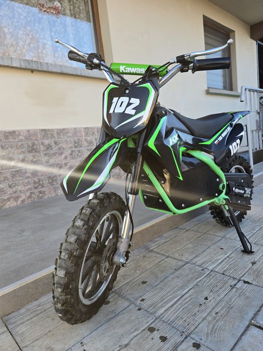 Електрически кросов мотор