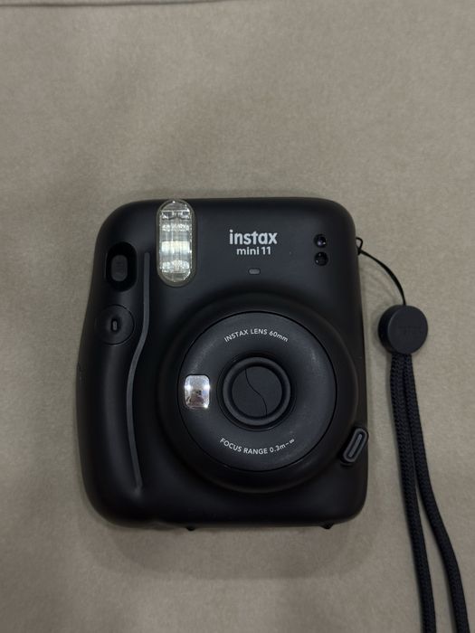 фотоаппарат Instax Mini 11!
