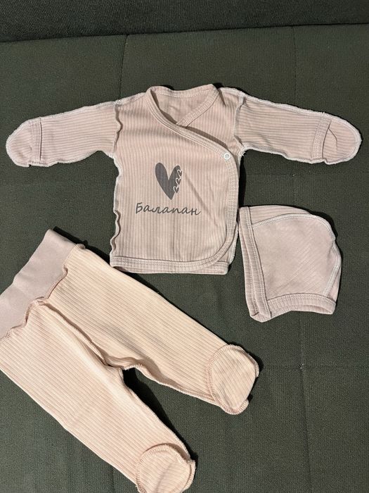 Одежда для новорожденной