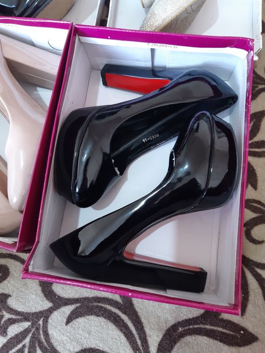 Tufli sotiladi kachestva vapwe zör