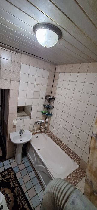 Продаётся 4/1/4  3 переделанная в 4-х комнатная квартира  115 кв метр.