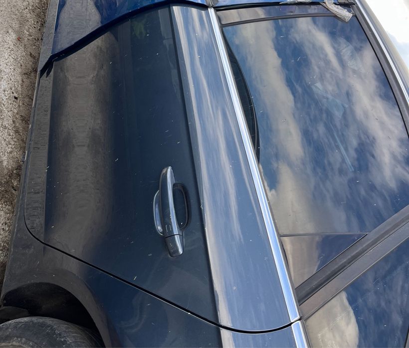 Usa spate stanga dreapta Lz7h audi a4 b8 sedan berlina