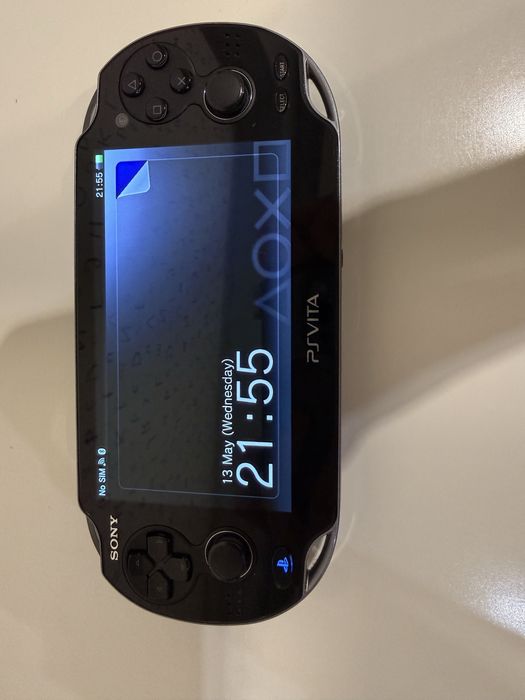 PS Vita fat + Кейс