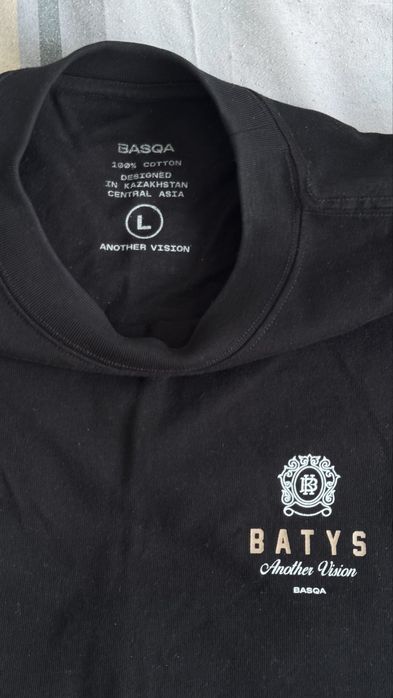 Футболка от бренда «Basqa”