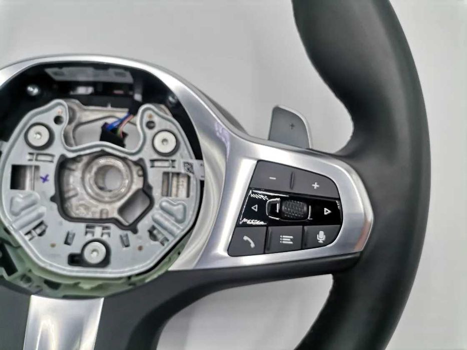 Нов M Sport волан BMW F40 G20 G21 G22 G23 LCI Пера M Power