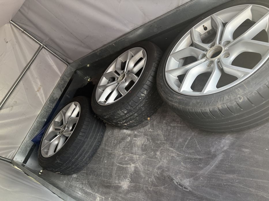 Jante BMW 225/45/r18 sau schimb cu r17