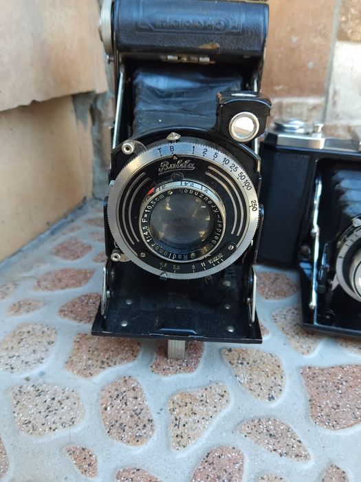 Ритро Фотоапарати  Kodak и Carll Zeiss