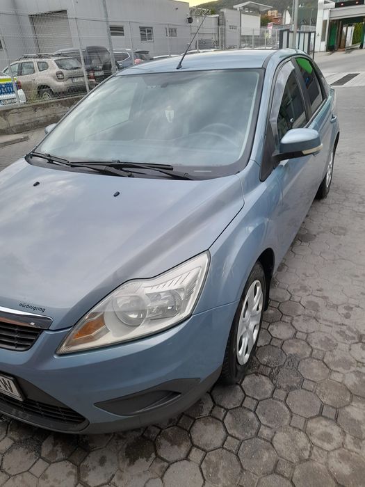 Vând Ford focus an 2008