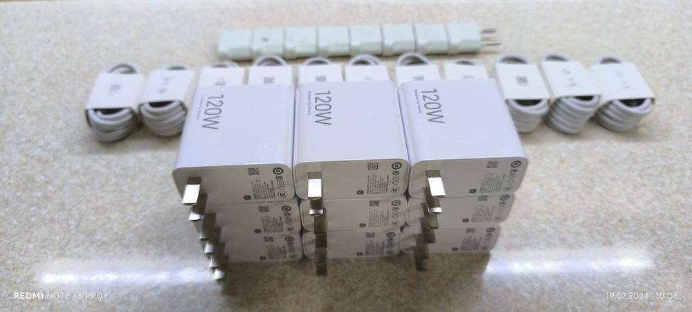 Зарядное устройство Turbo 120W Оригинал 500% Качественный товар.

Прин