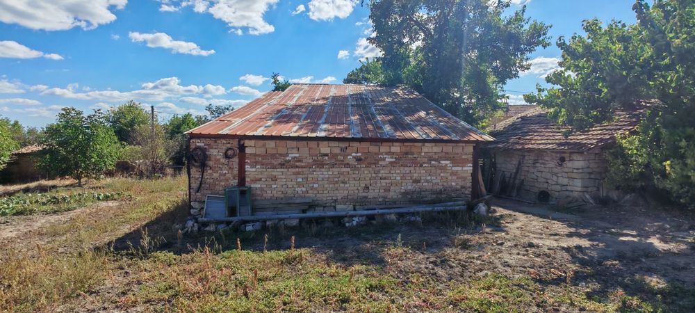 Метална конструкция навес хале