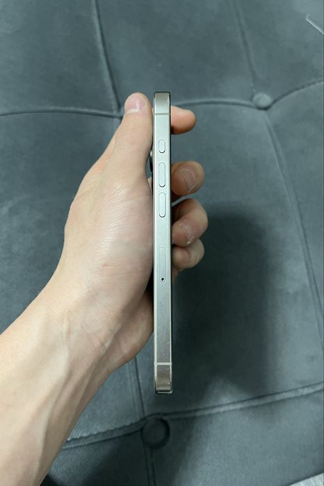 iphone 15 pro GB 256