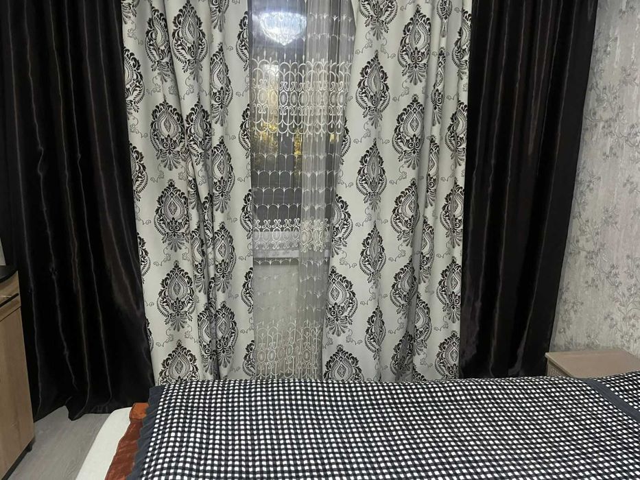 Продам шторы б/у