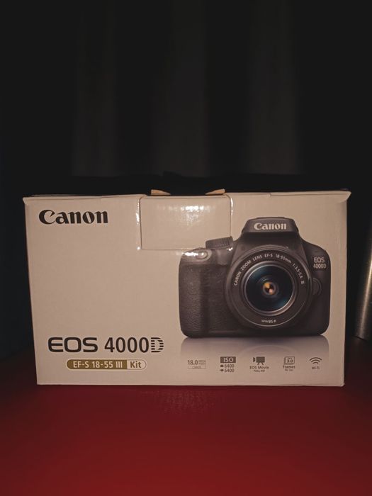 Продам камеру canon 4000D