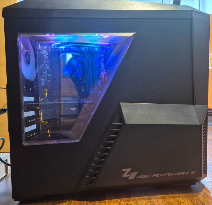 PC Intel I5 7400,video Nvidia Quadro 4gb, SSD 240gb, 12 gb ram, Z11 *bonus laptop* ps4 pro