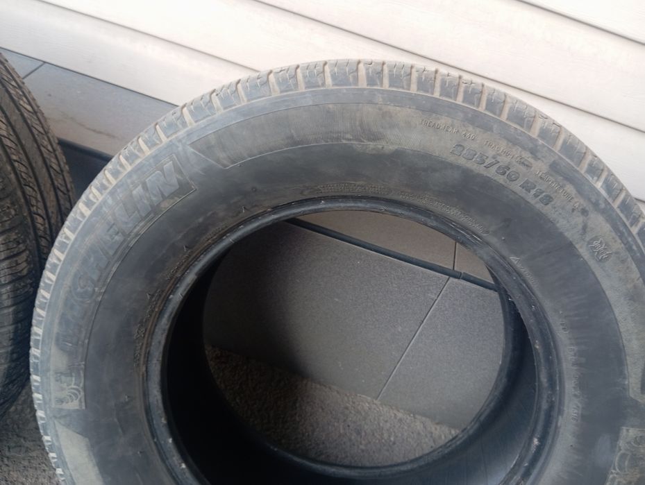 Продам покрышки MICHELIN